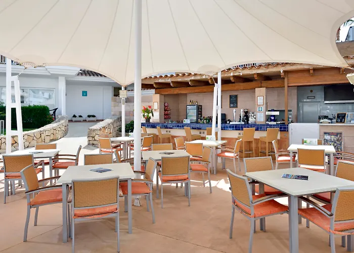 Hotel Isla De Cabrera