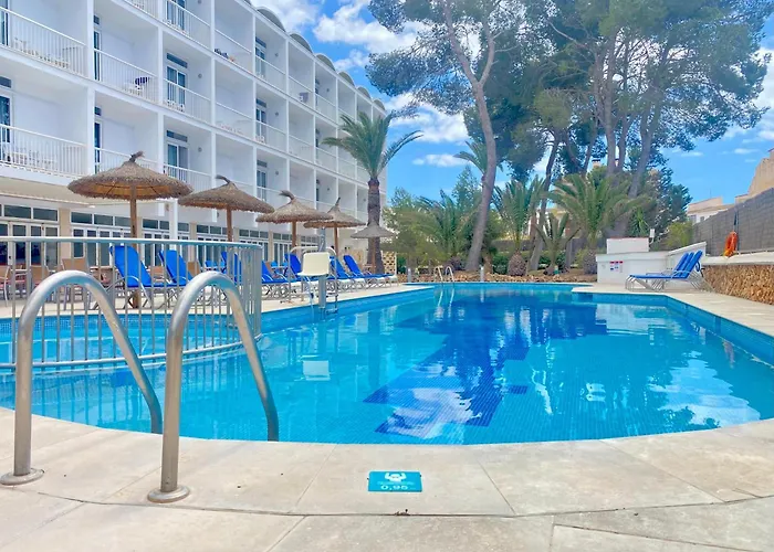 Hotel Isla De Cabrera